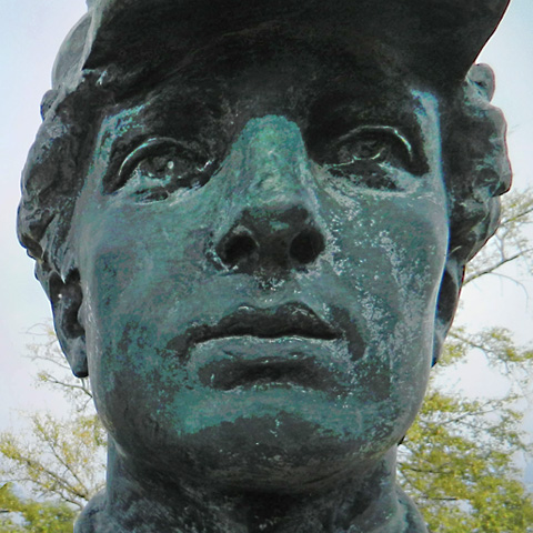 Photo detail of the Rifleman statue